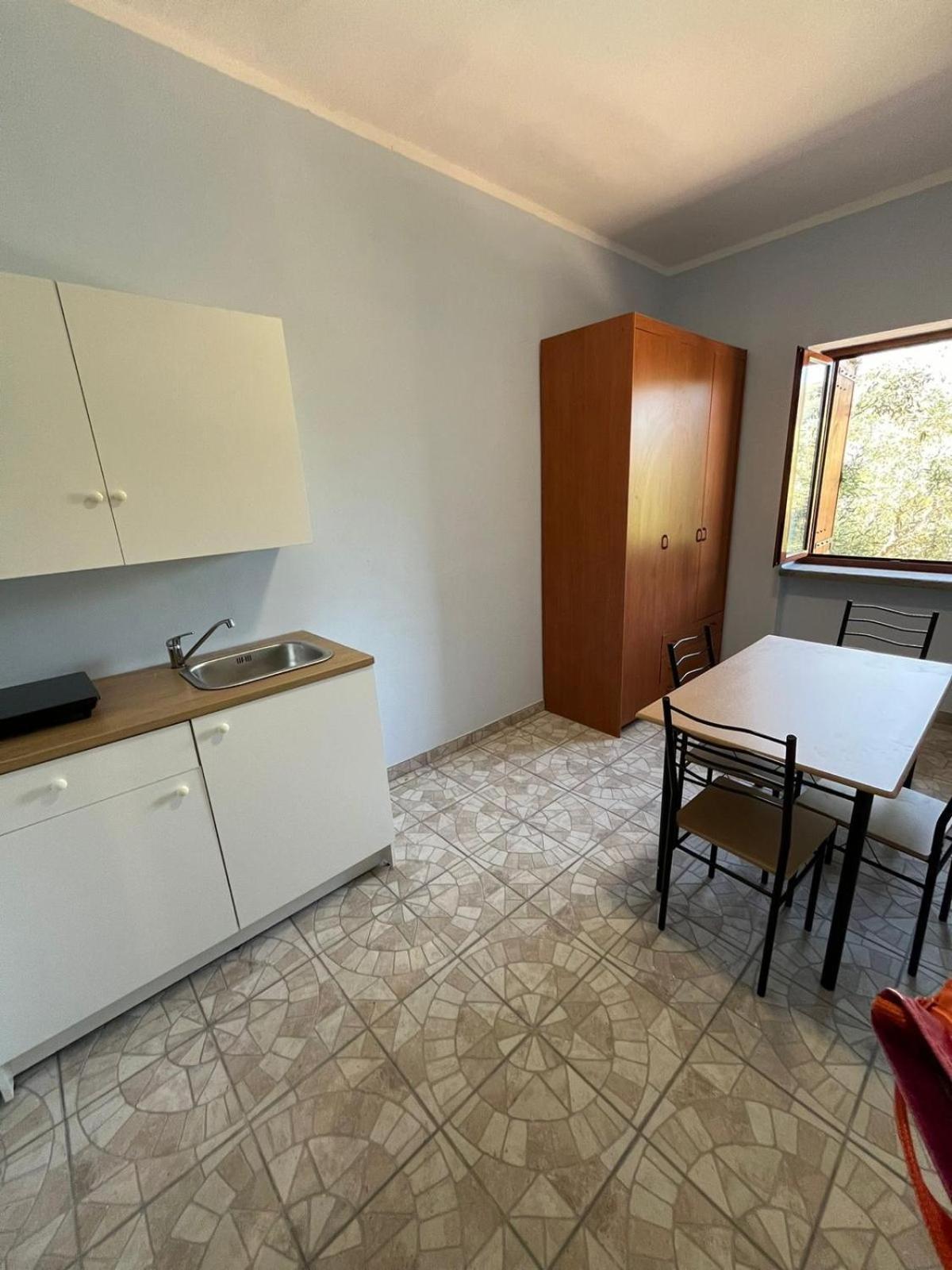 Domus Arco Romano Guest House Itri Exterior photo